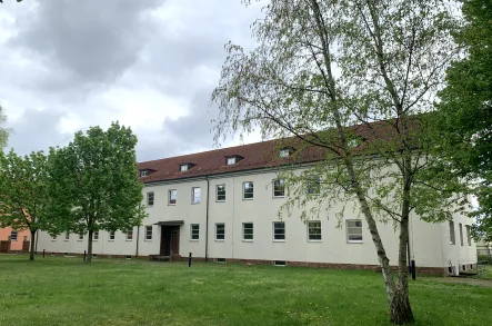 Westseite - Büro/Praxis mieten in Cottbus - Attraktives Bürogebäude auf ehemaligem TÜV-Gelände in Cottbus