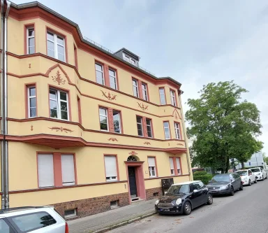 Hausansicht - Wohnung mieten in Cottbus - 3-Zimmer-Wohnung mit Balkon in der Spremberger Vorstadt zu vermieten!