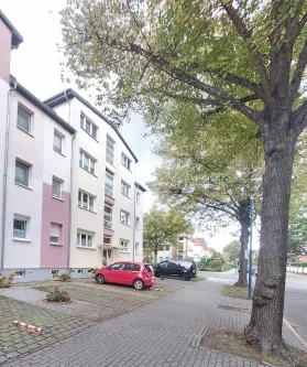 Ansicht - Wohnung kaufen in Cottbus - Anleger aufgepasst - vermietete 2-Zimmer-Wohnung mit Balkon in der Spremberger Vorstadt zu verkaufen.