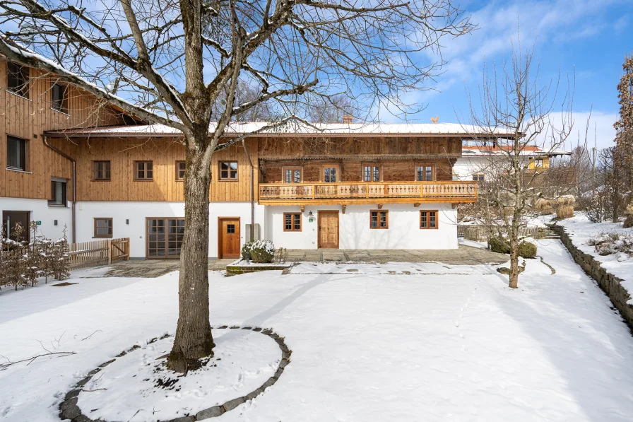 'SO SCHEE SCHO' - Winterzauber im Münchner Süden  - Haus kaufen in Dietramszell - H&G - SEINERZEIT 1650 - Exklusives Bauernhaus mit Gewerbeeinheit im Münchner Süden - PROVISIONSFREI!