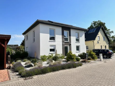 Ansicht - Haus mieten in Beucha - *exklusives EFH mit Wohlfühlgarten und vielen Extras*Seenähe*