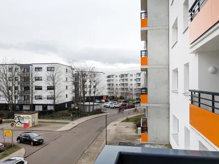 Aussicht Balkon 176709 immoHAL - Wohnung mieten in Halle - 3 Zimmer, Küche, Duschbad, Balkon- frisch saniert in Halles Süden