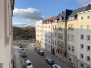 Ausblick Straße-Mietwohnung-immoHAL