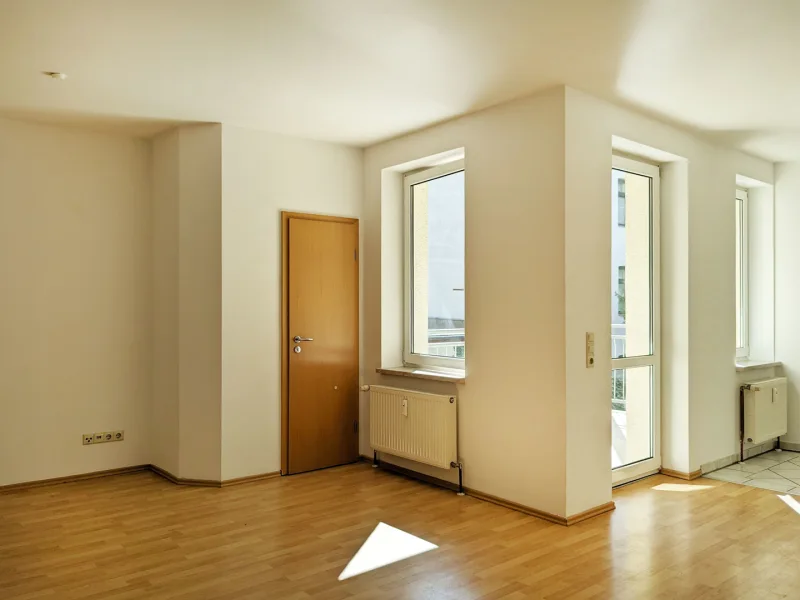 Wohnen 17937 immoHAL - Wohnung mieten in Halle - Ruhiges Wohnen im Hinterhaus. 2 Zimmer mit Balkon in der südlichen Innenstadt