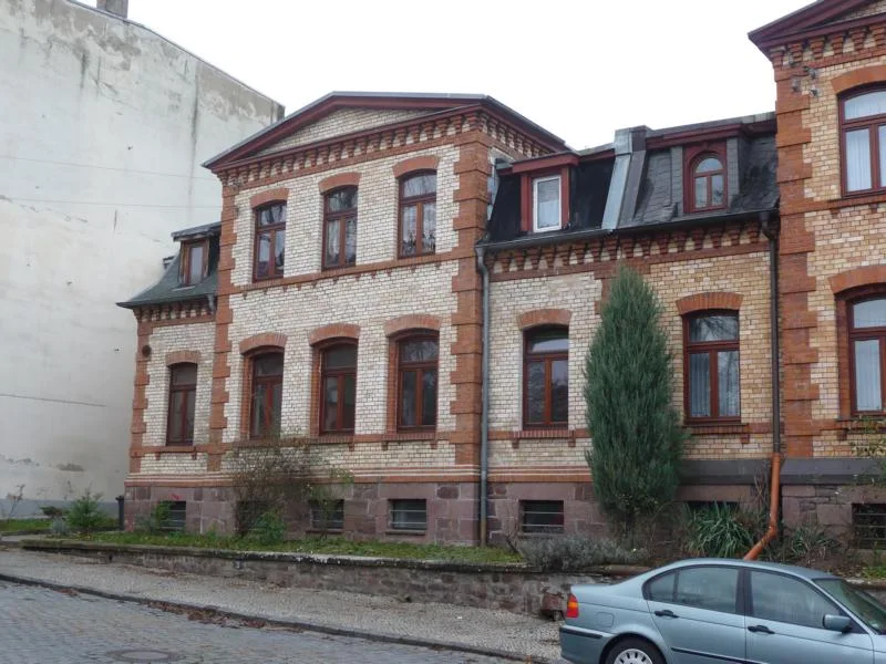 Straßenansicht - Wohnung mieten in Lutherstadt Eisleben - O154W3 - 3-Raum-Altbauwohnung im Parkviertel