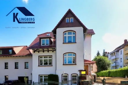 Hausansicht - straßenseitig - Haus kaufen in Zeitz - Seltene Gelegenheit - herrschaftliche Villa im Herzen von Zeitz – Theodor-Arnold-Promenade! 