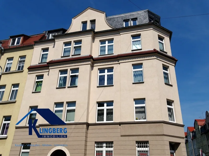 Hausansicht - Wohnung mieten in Zeitz - Moderne 3-Raumwohnung mit Einbauküche und Balkon (verglast)  in attraktiver Wohnlage nach Sanierung!