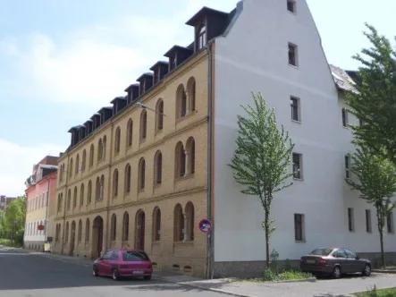 Objektfoto - Wohnung mieten in Leipzig - Helle, freundliche 2-Zimmerwohnung mit Laminatfußboden !  