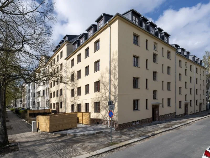 C- BETH WÜRZB_ 0038 - Wohnung mieten in Chemnitz - Hochwertig sanierte 2-Zimmerwohnung mit Balkon, Fußbodenheizung und Parkettboden!