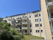 Rückansicht - Schöne 4-Raum Wohnung mit Terrasse und 2 Bädern in Kreischa !!!