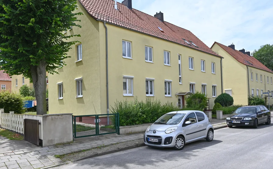  - Wohnung kaufen in Naumburg/Saale - Hier legen Sie gut an = 3-Zimmer – ETW in gepflegter Wohnanlage