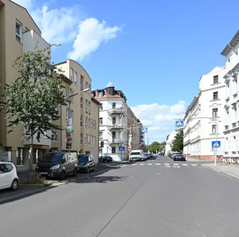  - Zinshaus/Renditeobjekt kaufen in Leipzig - Die perfekte Stadtwohnung - Ideal für Kapitalanleger - großer Balkon u. Tiefgaragenstellplatz