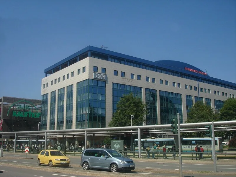 Objektansicht - Büro/Praxis mieten in Chemnitz - Bürofläche an der Chemnitzer Zentralhaltestelle im PLAZA mieten