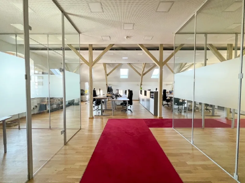 Innenansicht - Büro/Praxis mieten in Pulsnitz - Arbeiten in modernen Büroflächen in Pulsnitz | Büroloft zur Miete