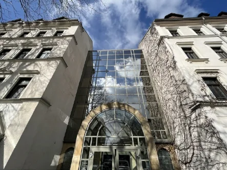 Ansicht - Büro/Praxis mieten in Chemnitz - Büroetage in schönem sanierten Altbau in Chemnitz am Brühl