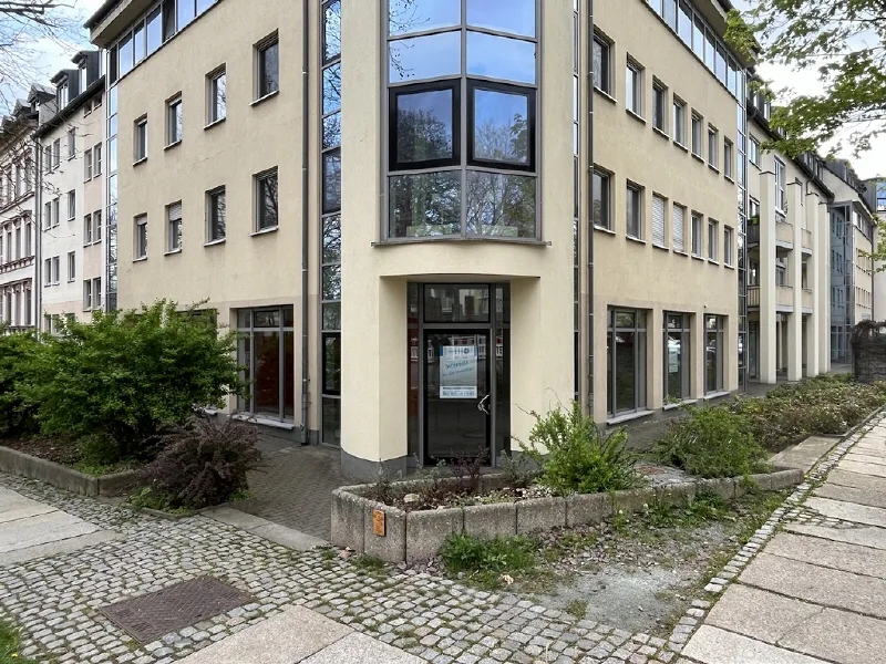 Ansicht - Büro/Praxis mieten in Chemnitz - Erdgeschoßbüro auf dem Chemnitzer Kaßberg in ruhiger Lage mieten