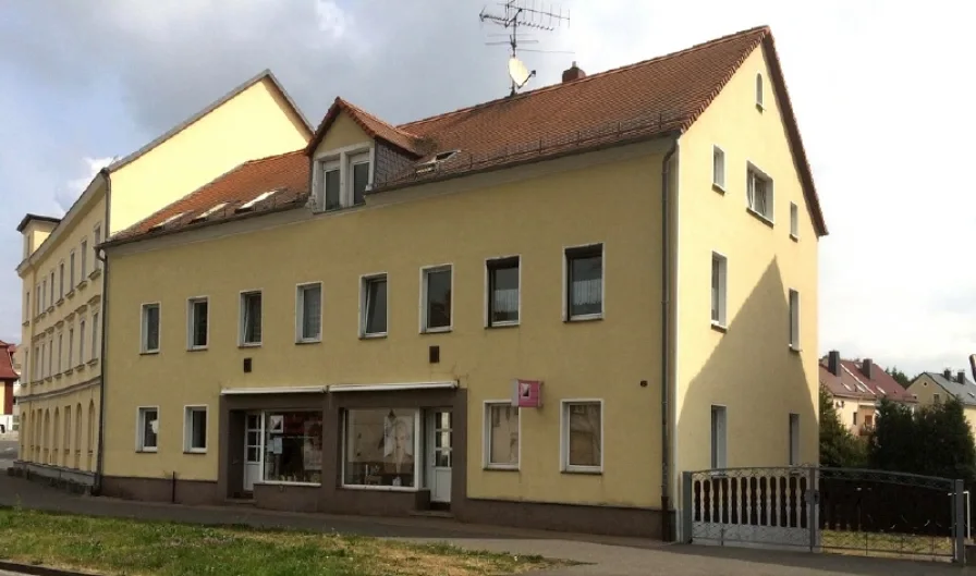 Straßenansicht - Zinshaus/Renditeobjekt kaufen in Oschatz - Starke Rendite! Wohn- und Geschäftshaus zwischen Leipzig und Dresden zum Kauf!