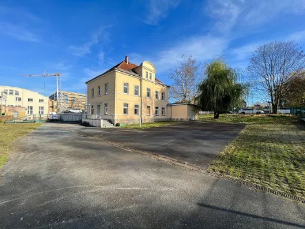 Bestandsimmobilie 1 - Grundstück kaufen in Radeberg - Gewerbegrundstück in Radeberg mit ca. 1.450 m² zum Kauf