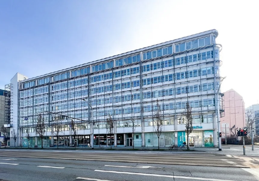 Gebäudeansicht 1 - Büro/Praxis mieten in Dresden - TOP-Lage in Dresden | Büro nahe den Elbwiesen | beste Verkehrsanbindung |
