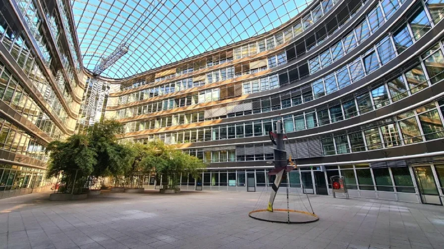 Atrium - Büro/Praxis mieten in Dresden - Zentrale Lage | Bürofläche im Ammonhof zur Miete
