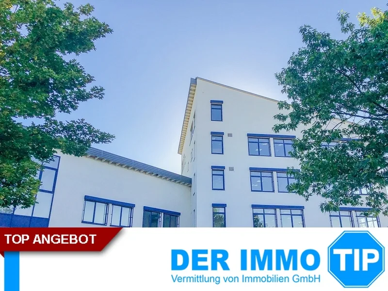 Gebäudeansicht - Büro/Praxis mieten in Pirna - Bürohaus mit ca. 2.300 m² Nutzfläche im Gewerbegebiet Sonnenstein zur Miete