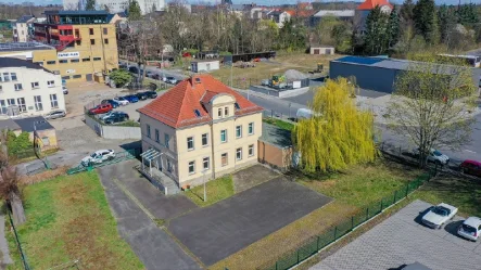 Ansicht Bestandsgebäude - Grundstück kaufen in Radeberg - Gewerbegrundstück in Radeberg mit ca. 1.450 m² zum Kauf
