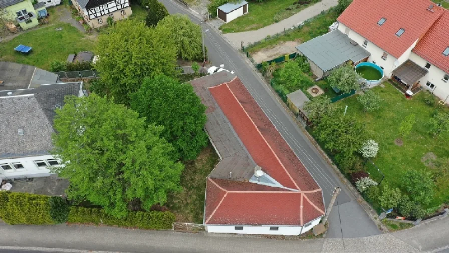 Drohnenaufnahme - Haus kaufen in Ullersdorf - + Unsanierter Bungalow mit  großem Grundstück in Ullersdorf zu KAUFEN++