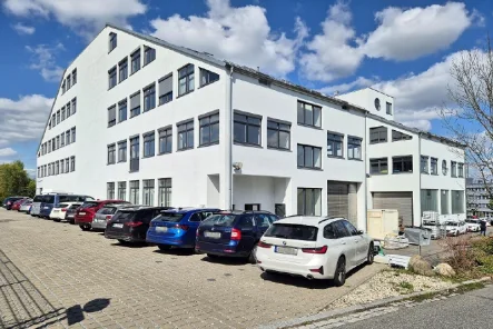 Gebäudeansicht - Halle/Lager/Produktion mieten in Kesselsdorf - Perfekte Lage | 900 m² Lagerfläche in Kesselsdorf mit bester Anbindung