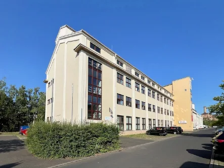 Außenansicht Gebäude - Halle/Lager/Produktion mieten in Dresden - Werkstatt-/Lager-/Büroflächen | vielseitig nutzbare Gewerbefläche zur Miete!