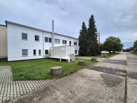 Werkstatt und Büro - Halle/Lager/Produktion mieten in Ohorn - 734 m² vielseitige Gewerbefläche (O) für Werkstatt/ Büro/ Lager in Ohorn zur Miete