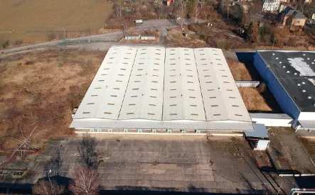 Vogelperspektive - Halle/Lager/Produktion mieten in Dresden - Rund 6.000 m² große Halle zur MIETE +++ Gewerbeareal im Dresdner Osten