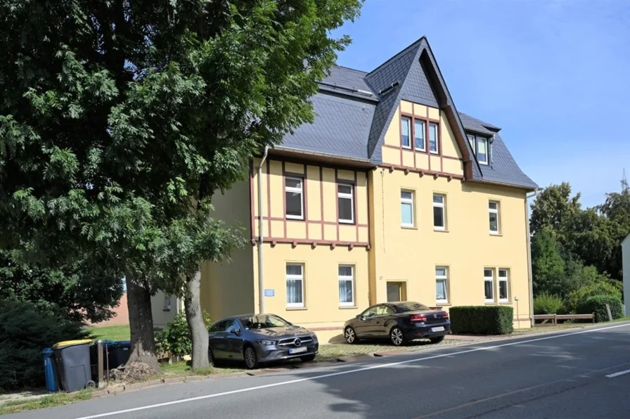 Hausansicht - Zinshaus/Renditeobjekt kaufen in Neukirchen/Erzgebirge - Mehrfamilienhaus in Neukirchen/Erzgebirge zu verkaufen
