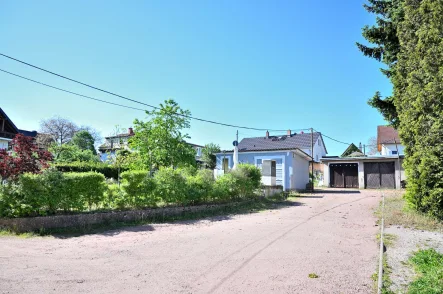 Blick nach Süden - Grundstück kaufen in Radebeul - Einfamilienhaus-Baugrundstück in Radebeul-Lindenau