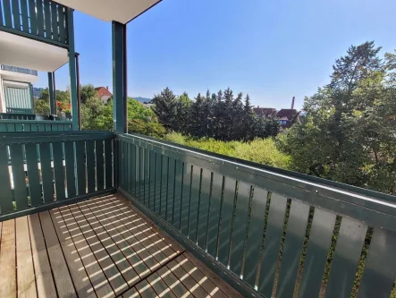 Balkon - Wohnung kaufen in Dresden - Sonnige 3 - Zimmer - Wohnung in Dresden-Laubegast zu verkaufen