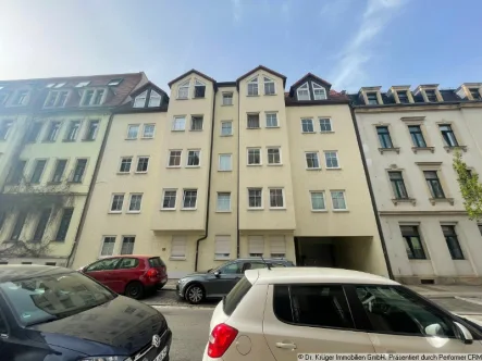 Hausansicht - Wohnung kaufen in Dresden - ++ DKI ++ Vermietete 2- Zimmer Wohnung unweit der Elbe in Dresden - Pieschen