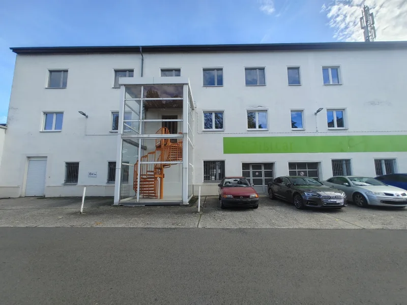 Objektansicht - Büro/Praxis mieten in Borsdorf - Selbst renovieren oder renovieren lassen ??