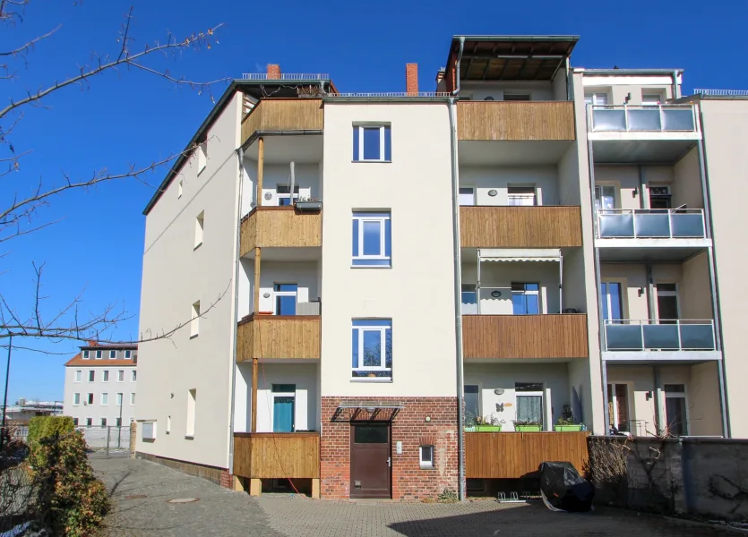 Hausansicht - Wohnung mieten in Taucha - Wohnen im liebevollen Altbau