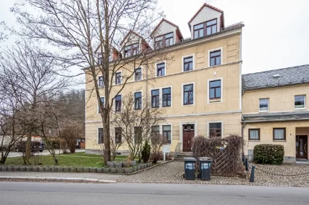 Vorderansicht - Wohnung mieten in Freital - Ab sofort bezugsfertig, Altbau in zentraler Lage von Freital-Hainsberg.