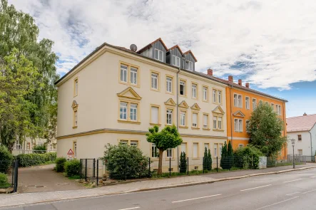 Außenansicht - Wohnung kaufen in Dresden - Sofort einziehen! 4-Raum-Wohnung im Dresden-Trachau mit Gäste-WC und Stellplatz.