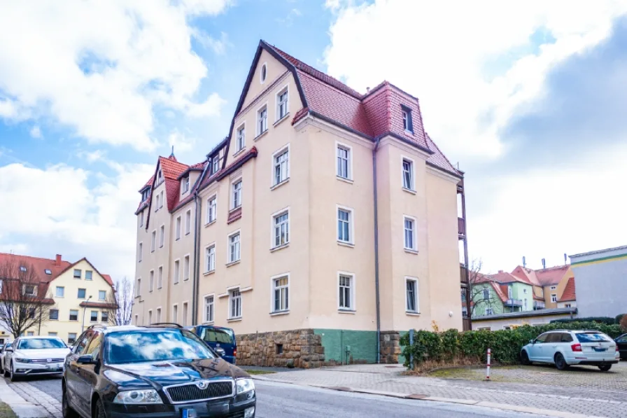 Ansicht 1 - Zinshaus/Renditeobjekt kaufen in Bautzen - Tolles Einsteigerinvestment in Bautzen - Denkmal-MFH mit 4 langjährig vermieteten Balkon-Wohnungen.