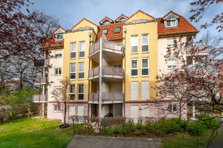 Rückansicht - Wohnung kaufen in Dresden - Top Investment in DD-Striesen: Portfolio mit 5 Whg. und 5 TG-Stellplätzen auf einer Etage.