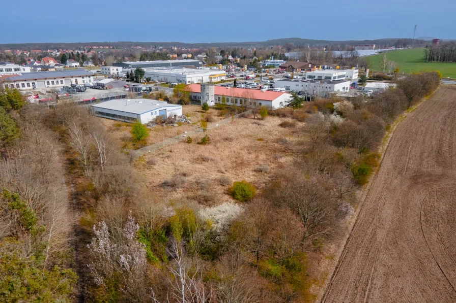 Luftbild - Blick auf das Geewerbegebiet