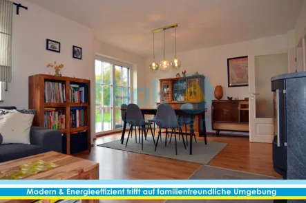 Titelbild - Haus kaufen in Großpösna / Dreiskau-Muckern - Schaffen Sie Ihre ganz eigenen Familienmomente im neuen & modernen Heim!