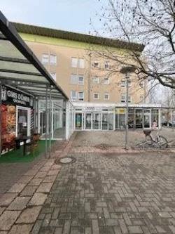 Zugang vom Marktplatz - Laden/Einzelhandel mieten in Großkugel - +++ Diskounterfläche mit ca. 638 m² +++