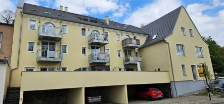 Außenansicht - Wohnung mieten in Dresden - +++ Schicke  3-Zimmerwohnung  mit Balkon nahe Pillnitz +++