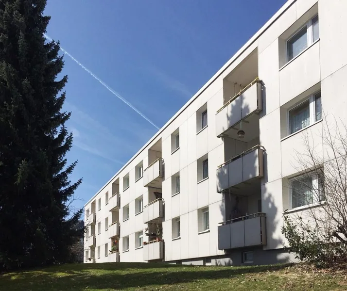 Außenansicht - Wohnung mieten in Bad Steben - +++ 2,5 Zimmer Wohnung mit Balkon im schönen Bad Steben +++