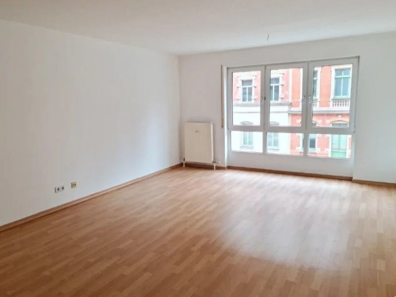 Wohnzimmer - Wohnung mieten in Chemnitz - +++ 3 Raumwohnung mit Balkon auf dem Kaßberg +++