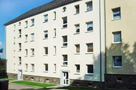 Außenansicht - Wohnung mieten in Chemnitz - +++ Sonnige Wohnung mit Balkon in traumhafter Lage +++