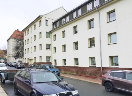 Außenansicht - Wohnung mieten in Plauen - +++  2-Zimmer-Wohnung mit Balkon +++