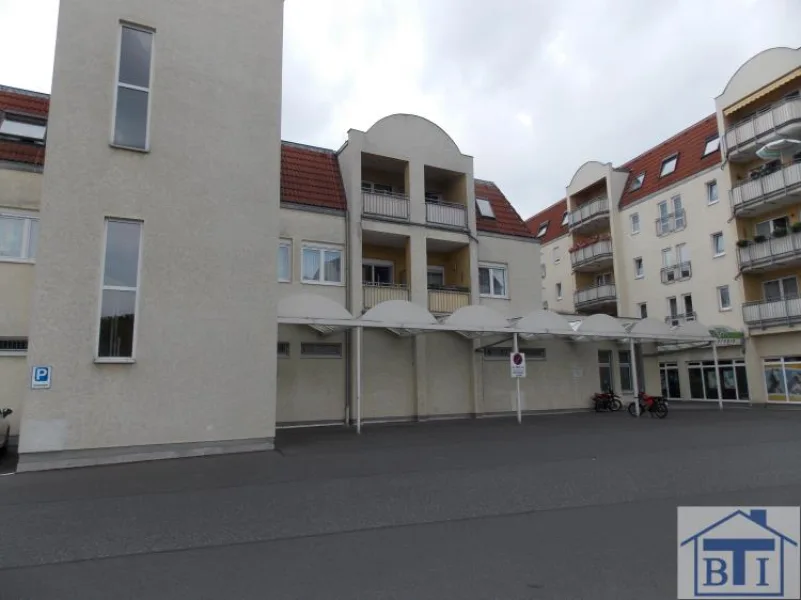 Ansicht - Wohnung kaufen in Zittau - 2-Raum-Wohnung mit Balkon und Aufzug